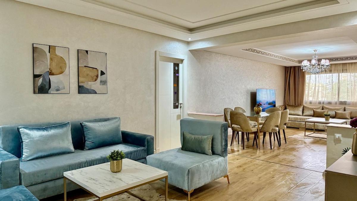 Apartment Tgv, Access, Restaurants & Parking