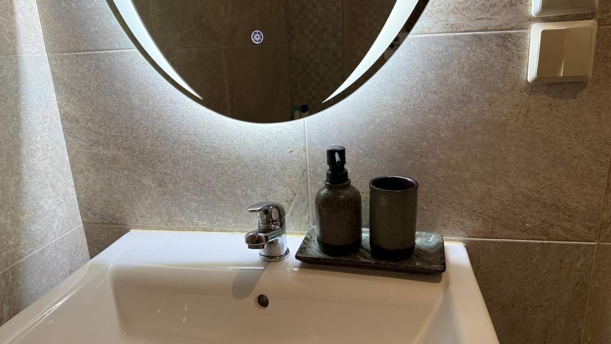 Tgv, Access, Restaurants & Parking Apartment Tangier